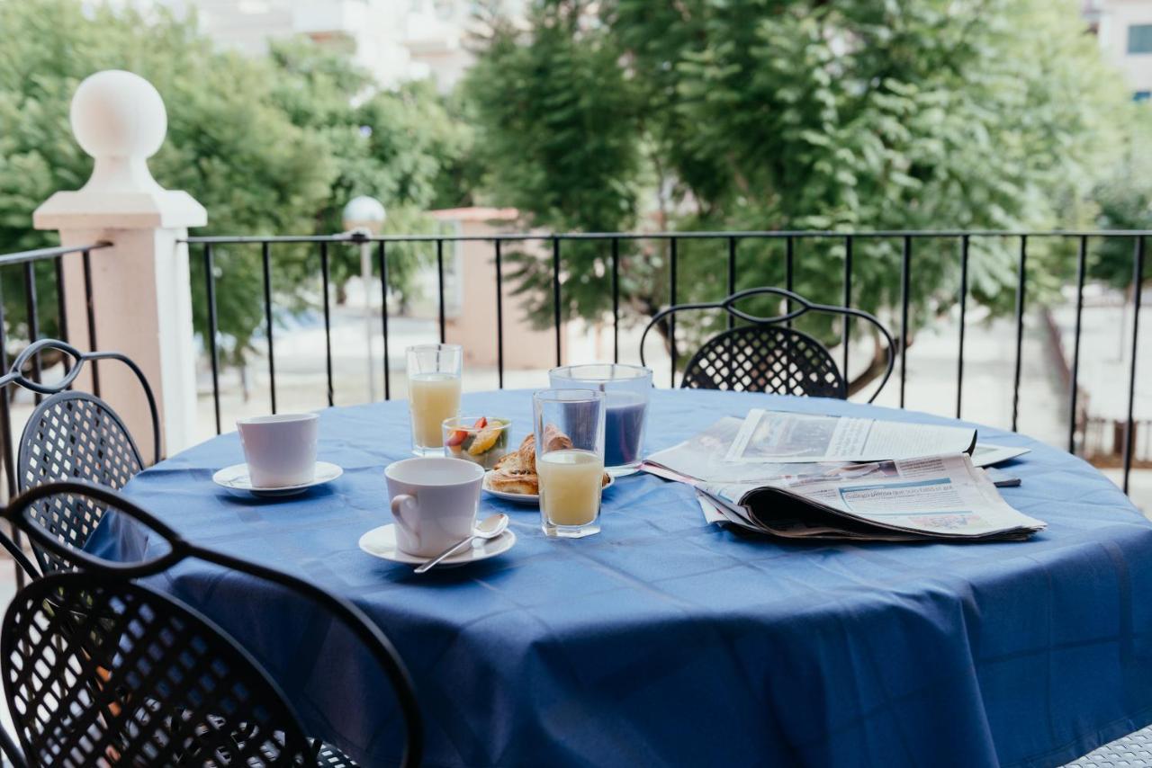 Hauzify I Apartament Marina Torredembarra Buitenkant foto